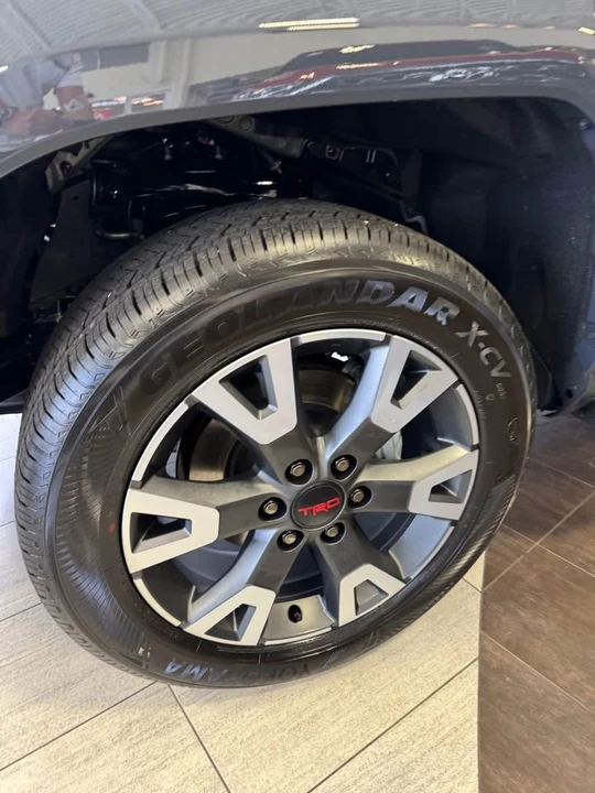 2026 Toyota 4Runner 6th Gen - Image 3 of 4