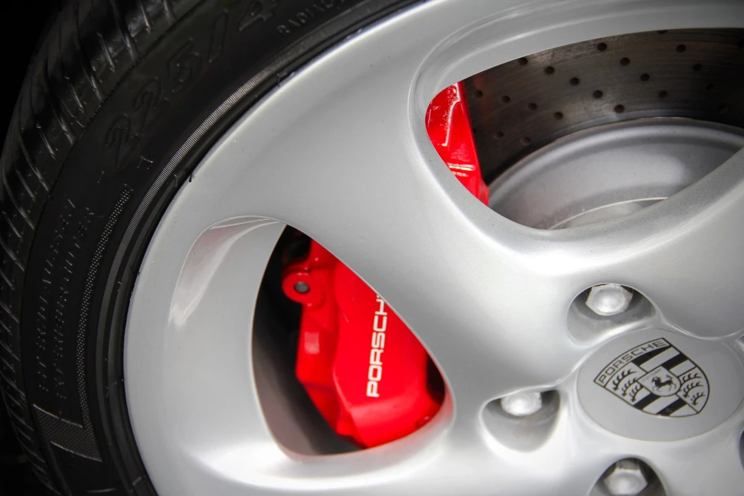 2002 Porsche 996 Carrera 4S - Image 17 of 31