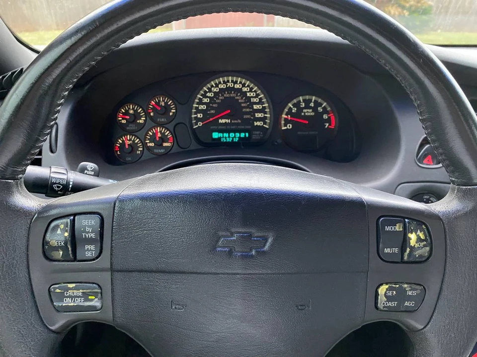 2004 Chevrolet Monte Carlo 6th Gen - Image 13 of 15