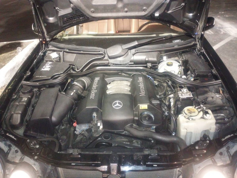 2000 Mercedes-Benz W210 E-Class - Image 7 of 17