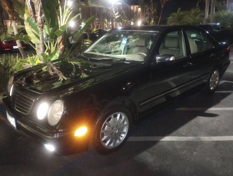 2000 Mercedes-Benz W210 E-Class - Image 3 of 17