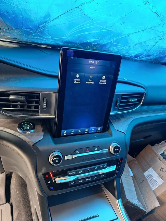 2020 Ford Explorer 6th Gen - Image 10 of 10