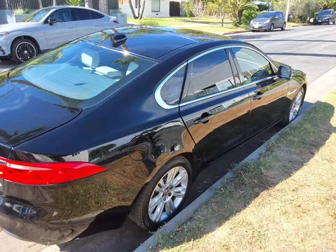 2017 Jaguar XF
