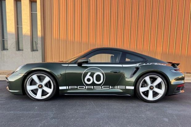 2025 Porsche 992 Turbo - Image 3 of 9