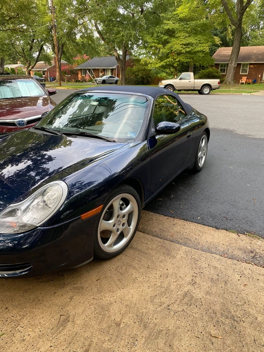 1999 Porsche 996 Carrera 4 - Image 8 of 31