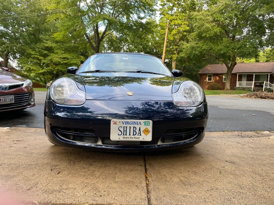 1999 Porsche 996 Carrera 4 - Image 9 of 31