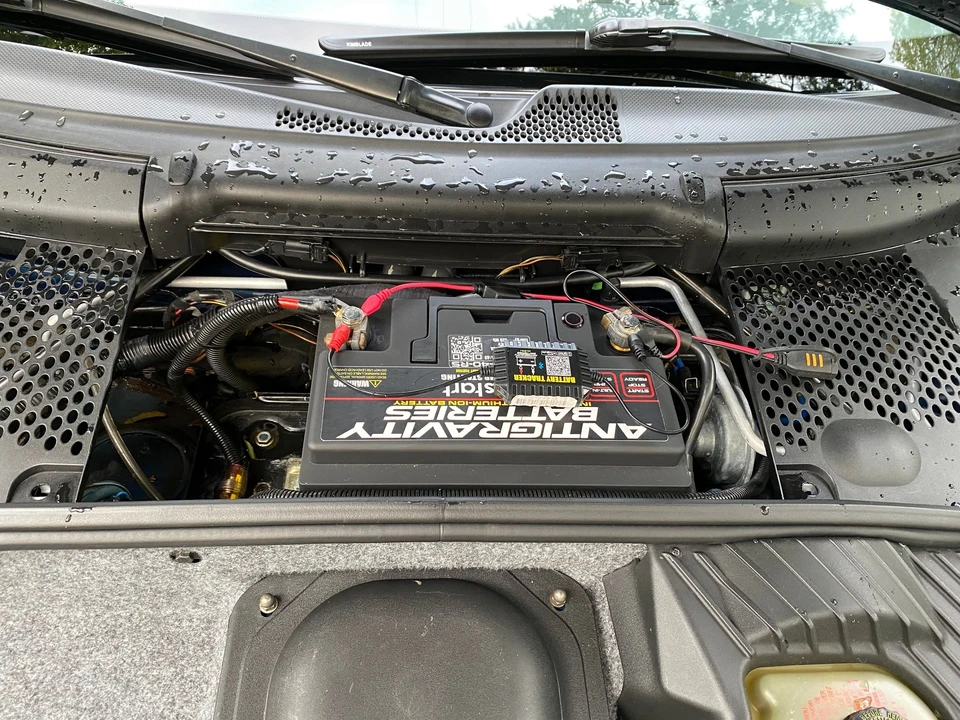 1999 Porsche 996 Carrera 4 - Image 19 of 31