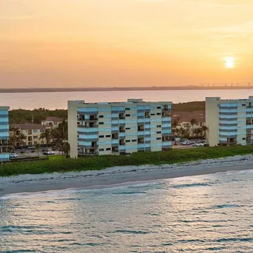 Oceanfront Condo in Jensen Beach, FL | Fully Renovated