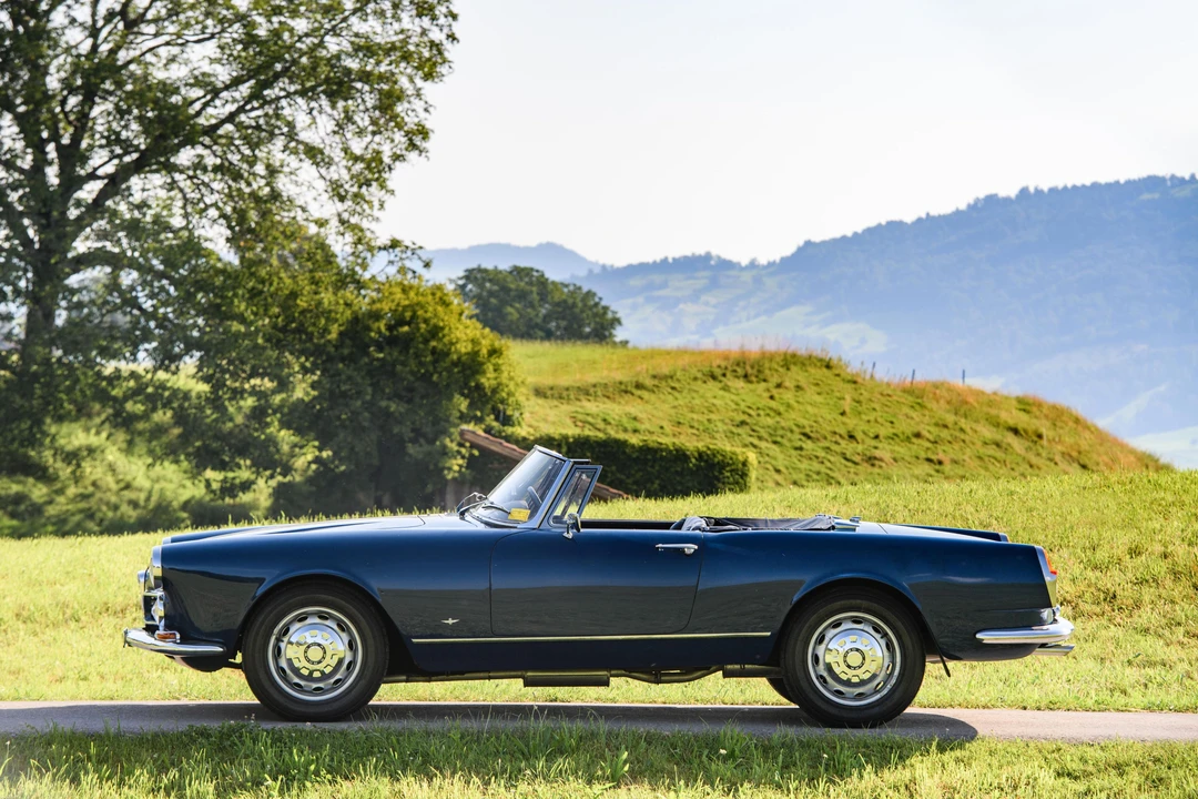 1964 Alfa Romeo 2600 - Image 16 of 31