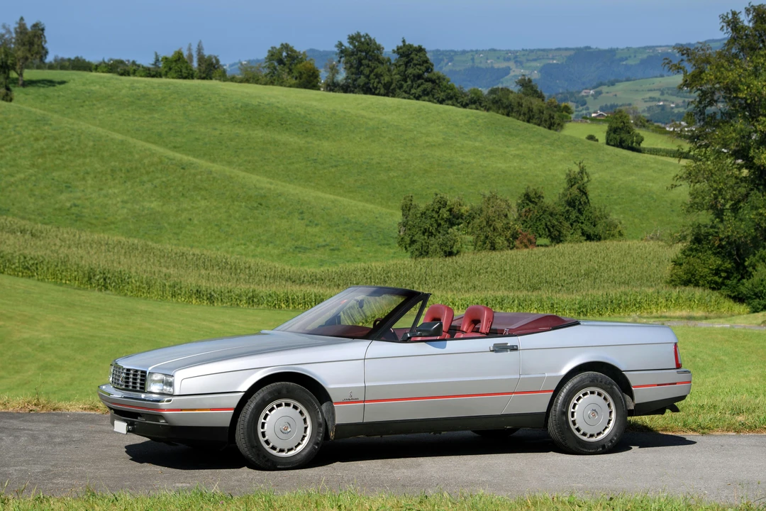 1987 Cadillac Allante - Image 6 of 28