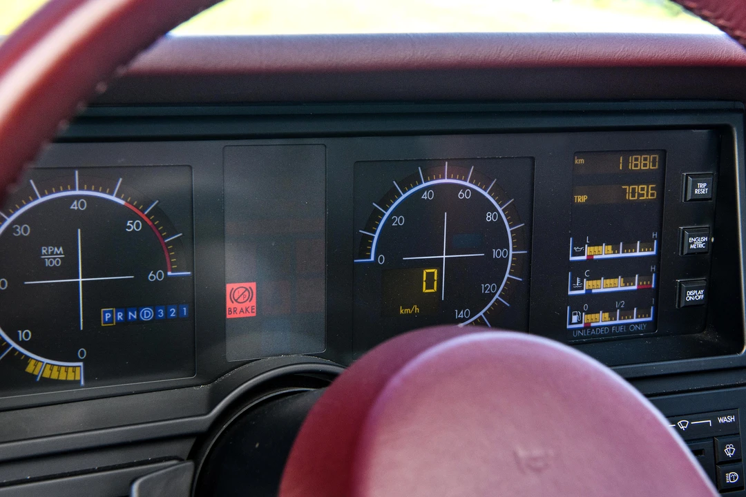 1987 Cadillac Allante - Image 16 of 28