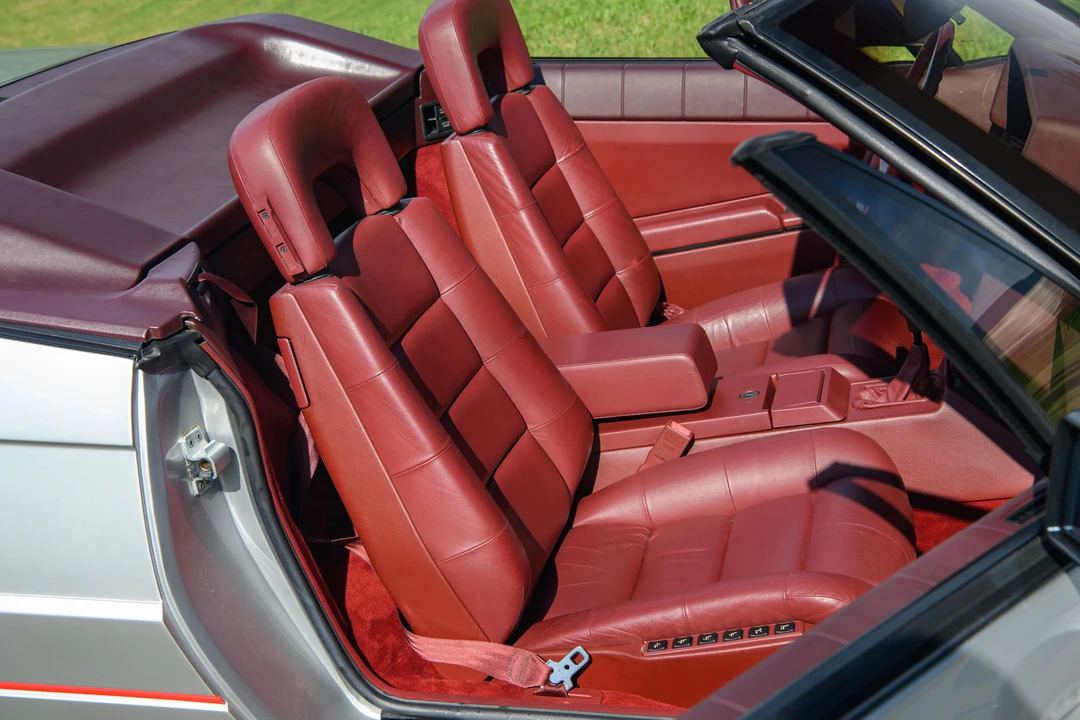 1987 Cadillac Allante - Image 27 of 28