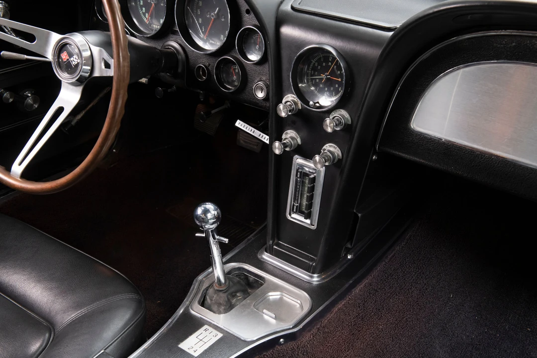 1965 Chevrolet Corvette C2 - Image 8 of 18