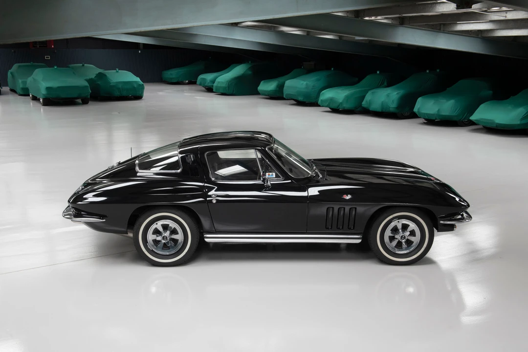 1965 Chevrolet Corvette C2 - Image 2 of 18