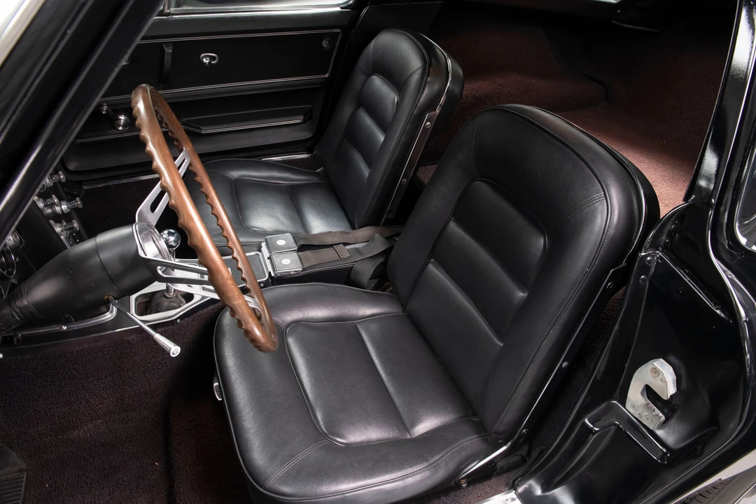 1965 Chevrolet Corvette C2 - Image 6 of 18