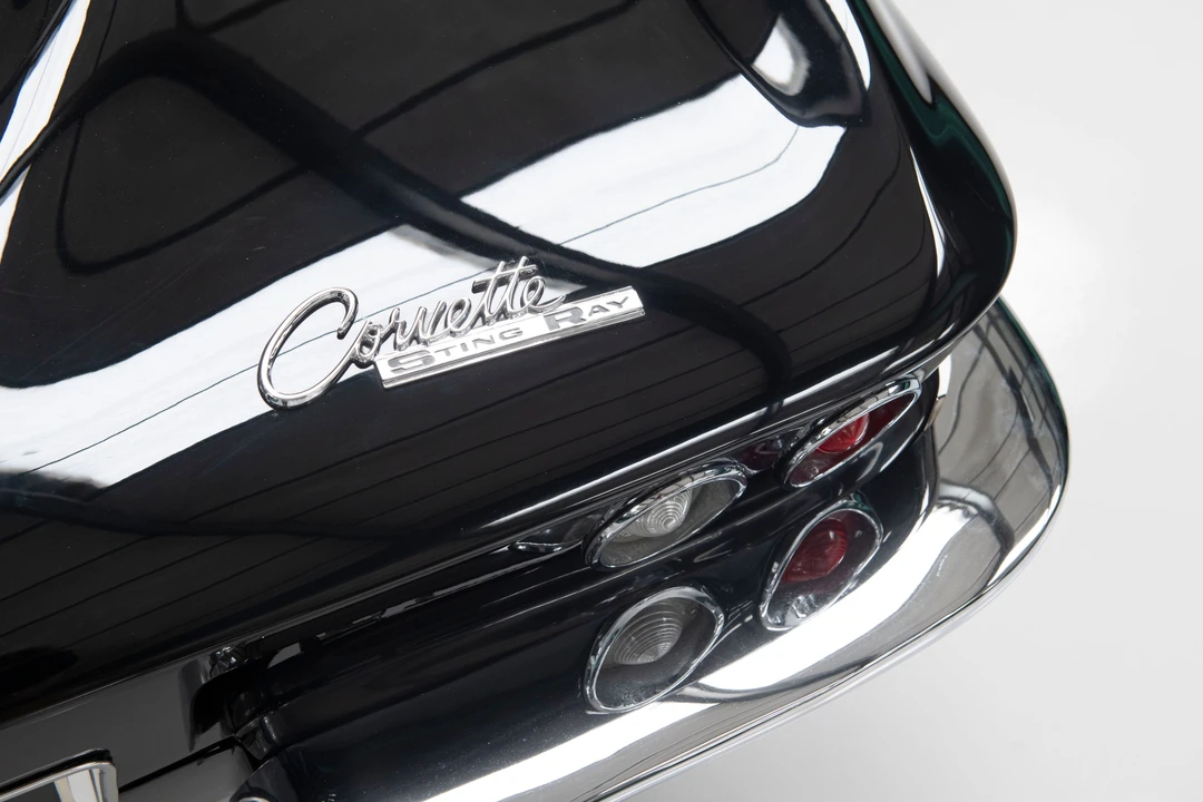 1965 Chevrolet Corvette C2 - Image 15 of 18