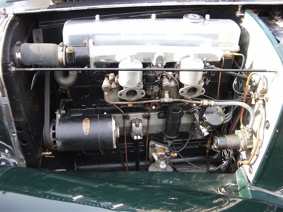 Jaguar Replica - Image 5 of 9