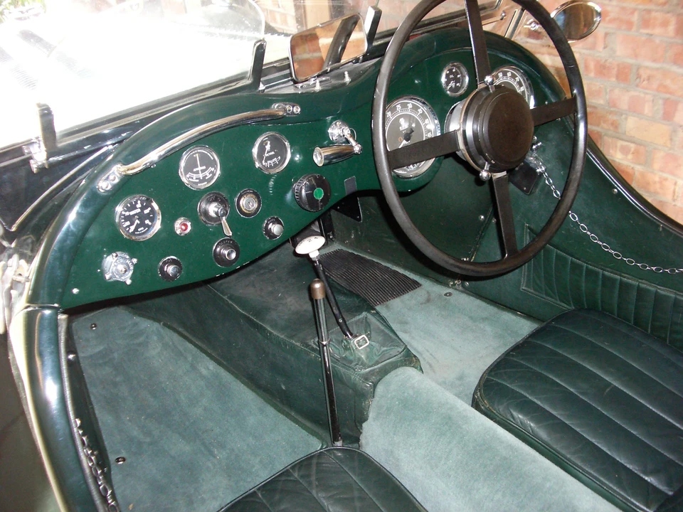 Jaguar Replica - Image 9 of 9