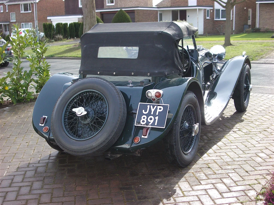 Jaguar Replica - Image 7 of 9