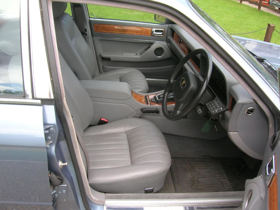 1990 Jaguar XJ40 XJ - Image 4 of 4