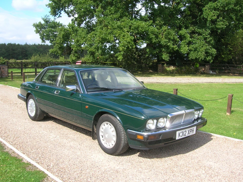 1993 Jaguar XJ40 XJ - Image 2 of 3