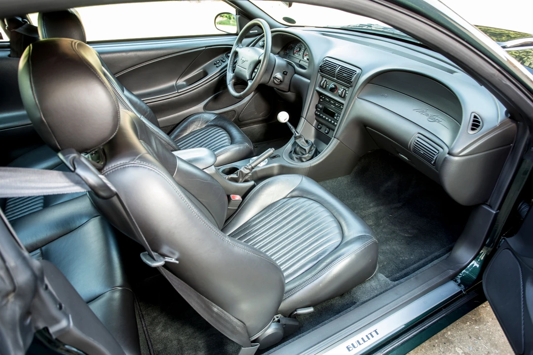 2001 Ford SN95 Mustang - Image 18 of 24