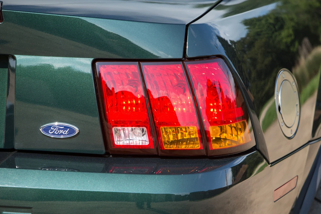 2001 Ford SN95 Mustang - Image 4 of 24