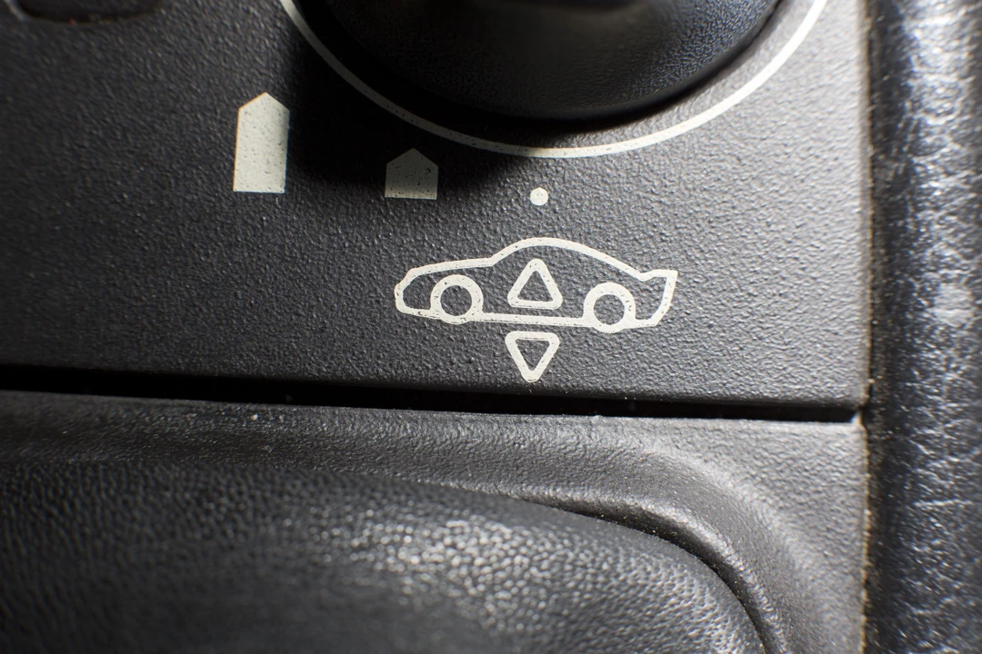 1987 Porsche 959 - Image 13 of 31