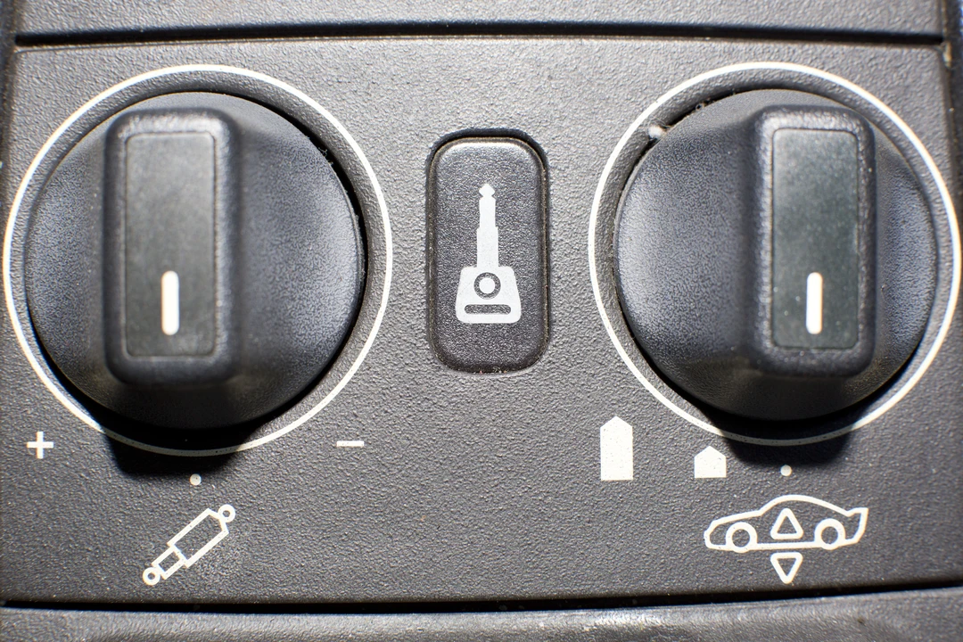 1987 Porsche 959 - Image 14 of 31