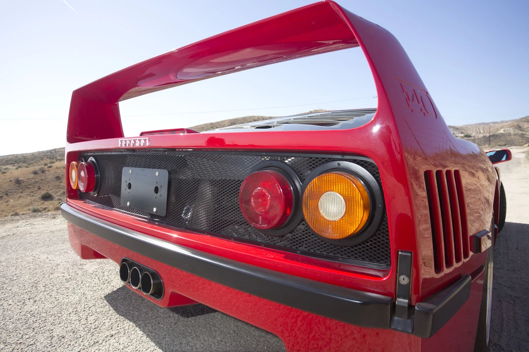 1990 Ferrari F40 - Image 30 of 31