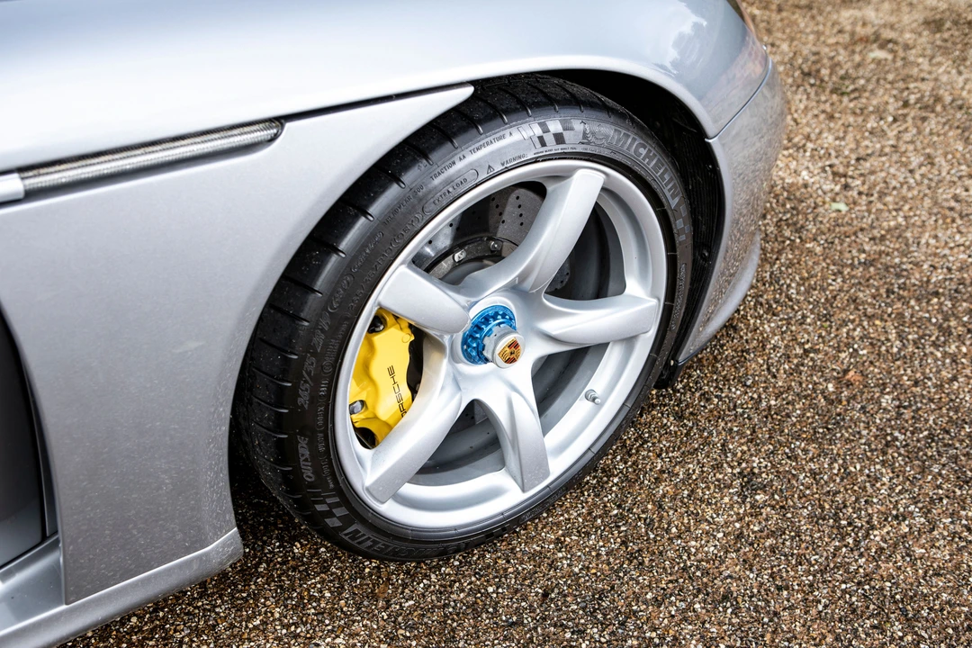 2004 Porsche Carrera GT - Image 27 of 31
