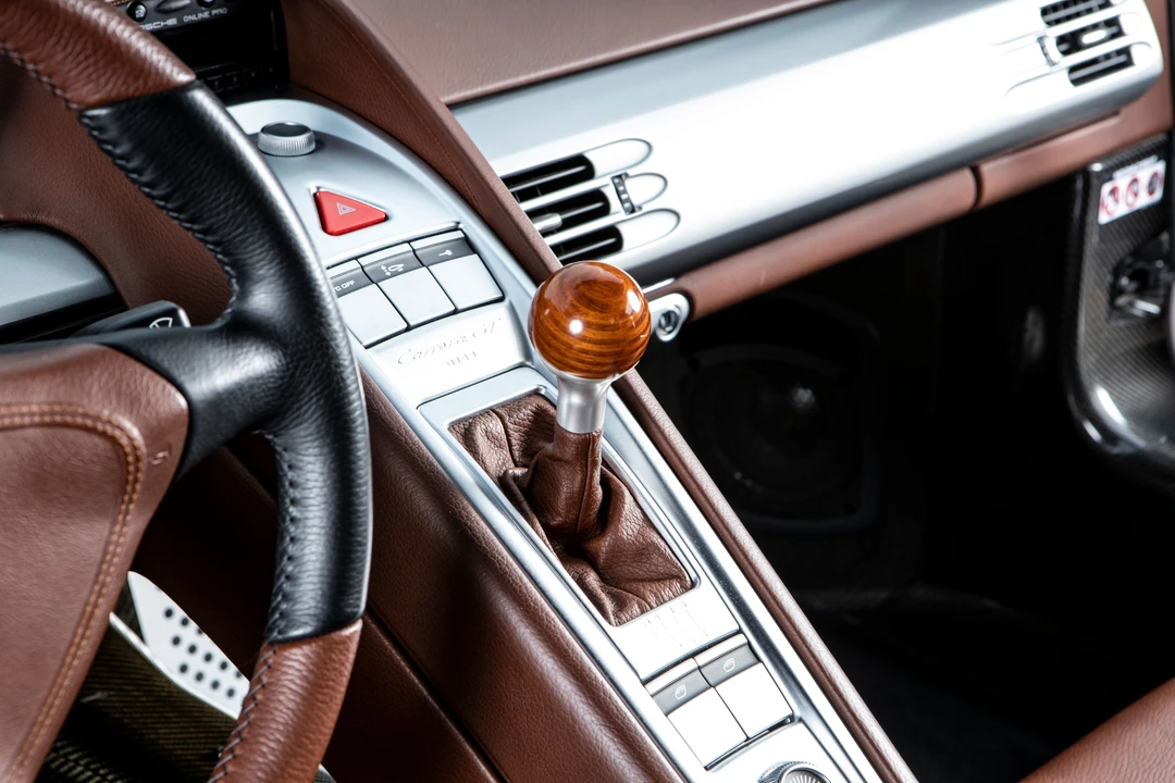 2004 Porsche Carrera GT - Image 20 of 31