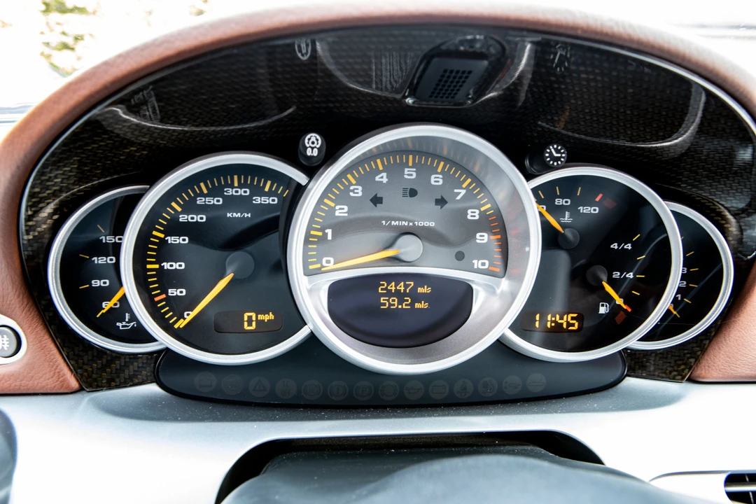 2004 Porsche Carrera GT - Image 19 of 31