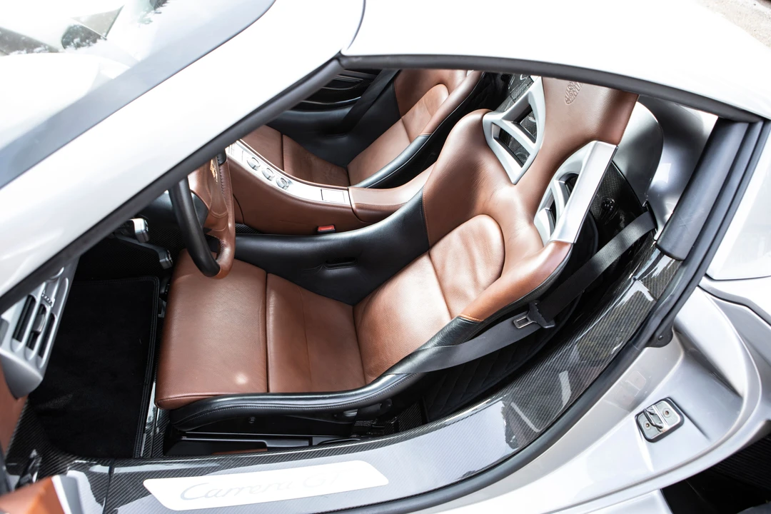 2004 Porsche Carrera GT - Image 15 of 31