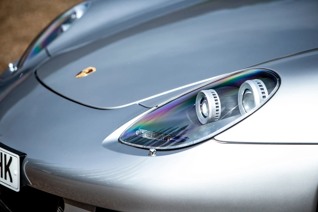 2004 Porsche Carrera GT - Image 10 of 31