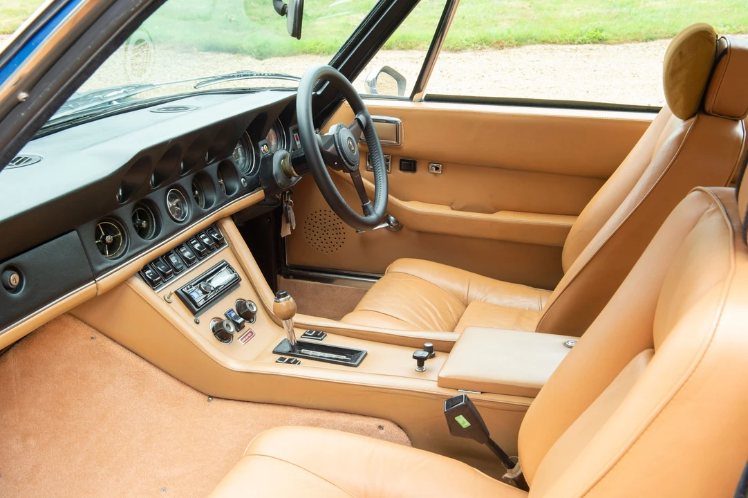1974 Jensen Interceptor - Image 13 of 14