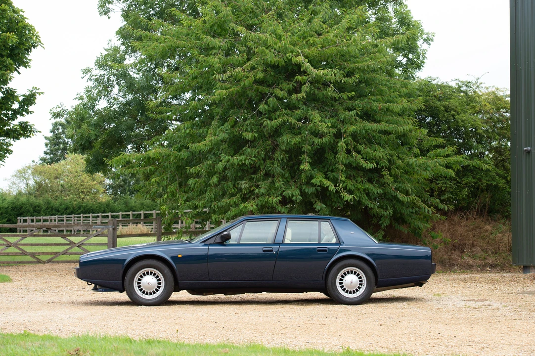 1991 Aston Martin Lagonda - Image 19 of 19
