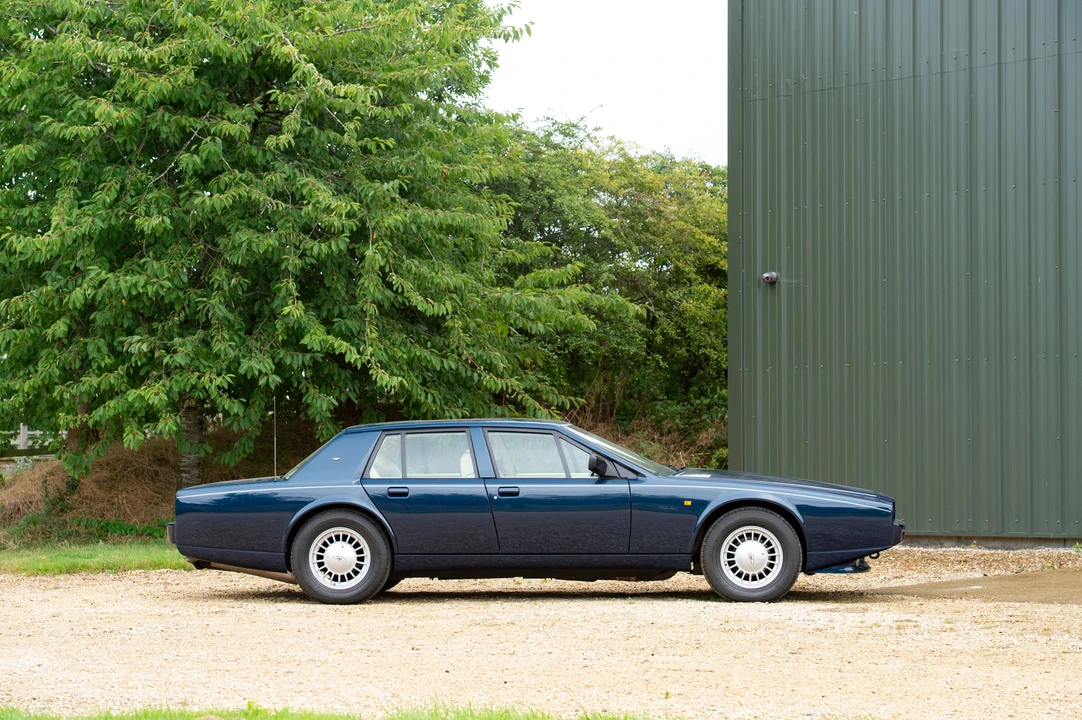 1991 Aston Martin Lagonda - Image 5 of 19