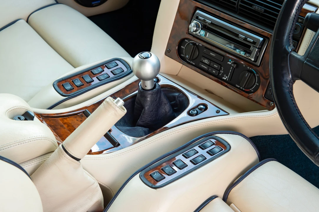1998 Aston Martin Vantage (1993-2000) - Image 3 of 19