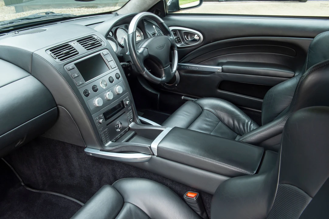 2005 Aston Martin Vanquish 1st Gen - Image 13 of 23