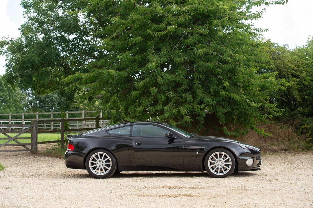 2005 Aston Martin Vanquish 1st Gen - Image 2 of 23