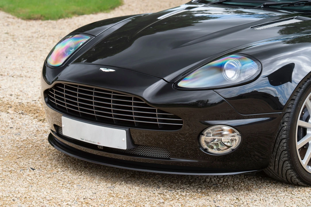 2005 Aston Martin Vanquish 1st Gen - Image 3 of 23