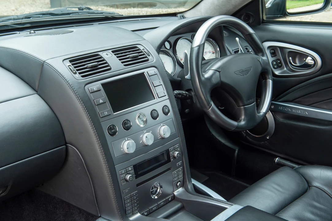 2005 Aston Martin Vanquish 1st Gen - Image 11 of 23