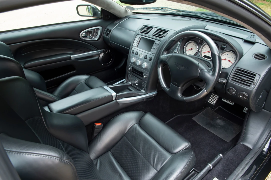 2005 Aston Martin Vanquish 1st Gen - Image 15 of 23