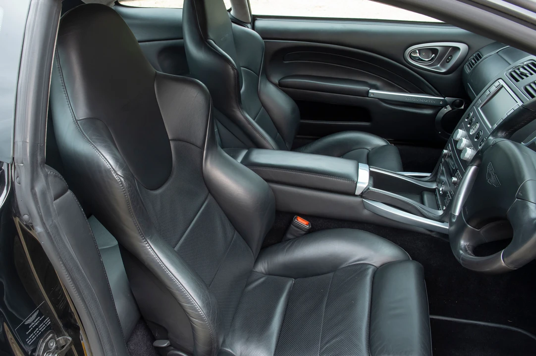 2005 Aston Martin Vanquish 1st Gen - Image 14 of 23