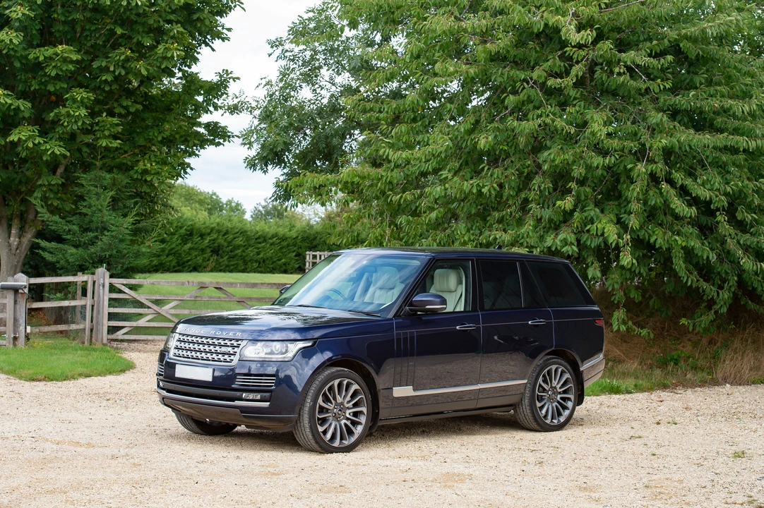 2015 Land Rover Range Rover L405 - Image 8 of 10
