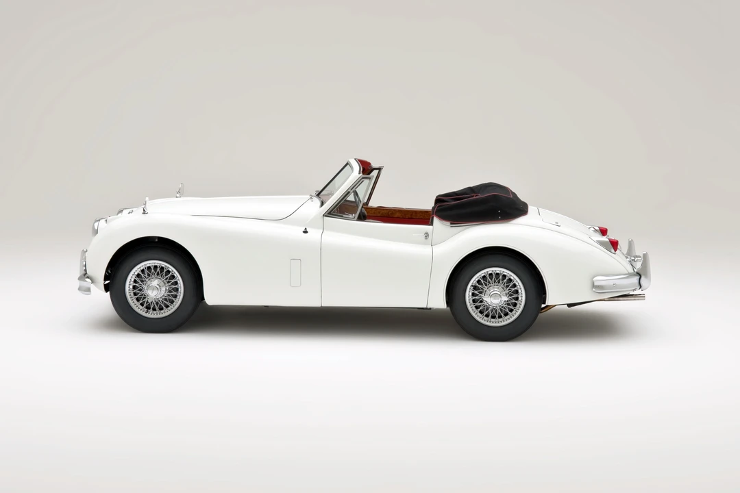 1957 Jaguar XK140 DHC Drophead - Image 9 of 18