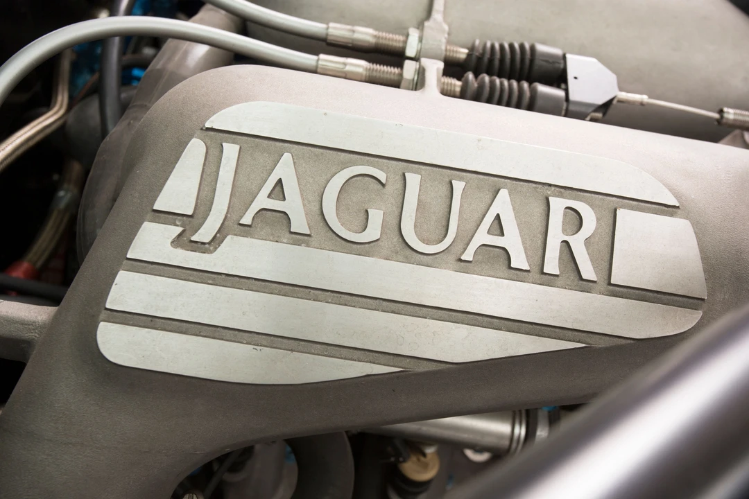 1992 Jaguar XJ220 - Image 16 of 23