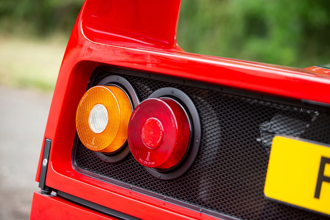 1991 Ferrari F40 - Image 20 of 31