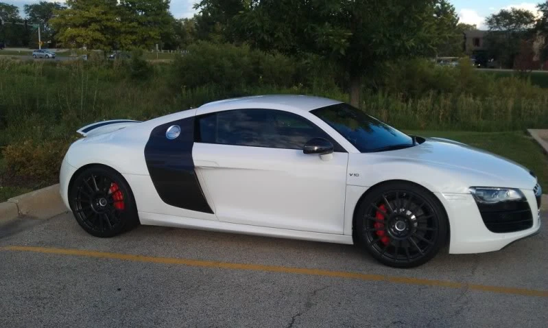 2010 Audi 42 R8 - Image 7 of 8